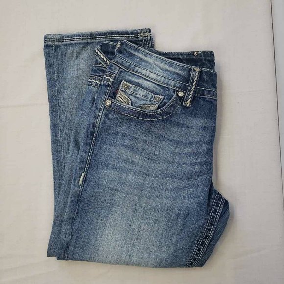 Vigoss Womens Capri Jeans Blue Stretch Pockets Embroidered Medium Wash Denim 7 - Picture 5 of 12